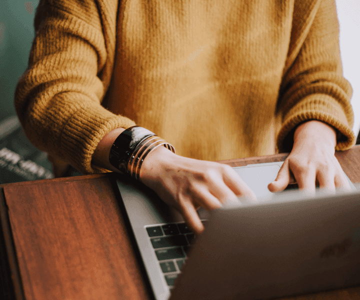 A woman using laptop